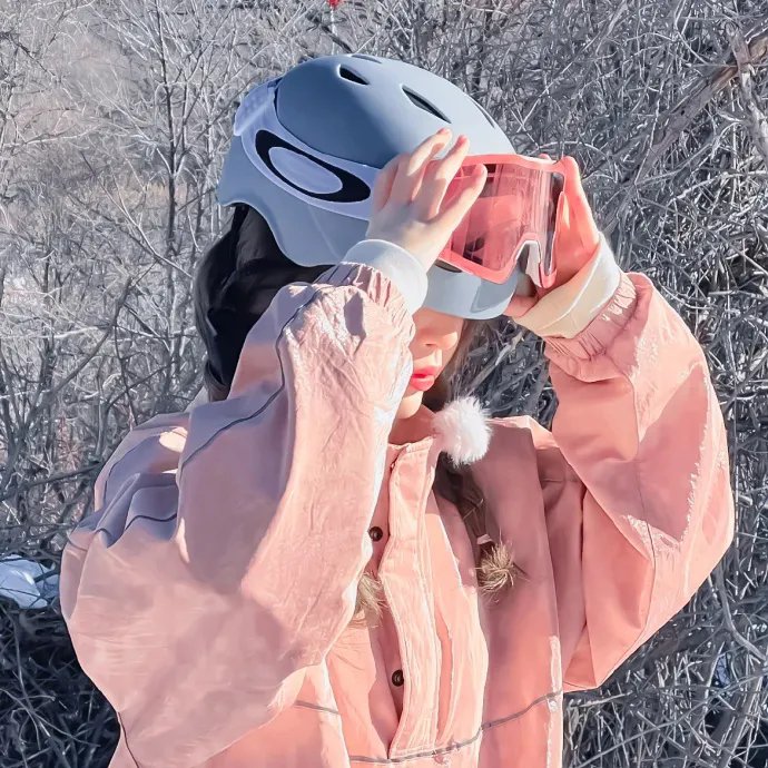 彩虹少年穿越大冒险